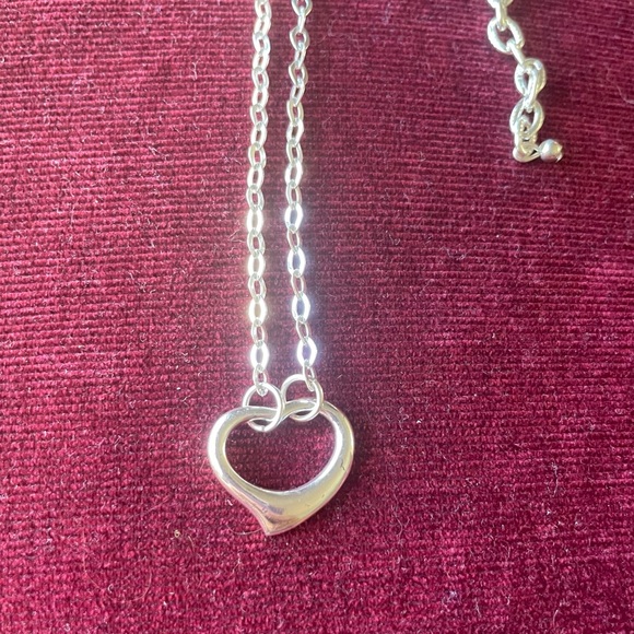 New 925 Sterling Silver Heart Pendant Necklace - Picture 2 of 2